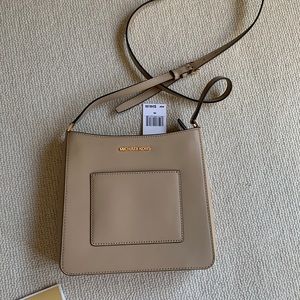 Like new Michael Kors purse